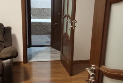 Unirii, Bd Dimitrie Cantemir stradal , 2 minute metrou - 9