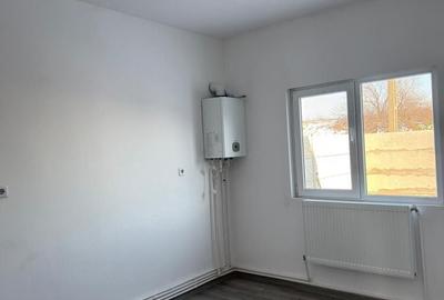 Casă cu 3 camere cu Teren 300 Mp în Lumina - 9