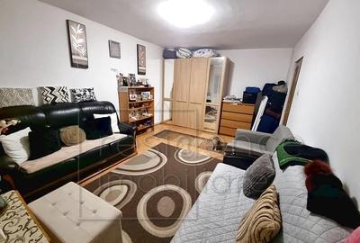 Apartament cu 3 camere decomandat în Între Lacuri - 4