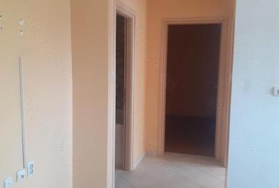 Apartament cu 3 camere decomandat în Central - 20