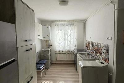 Apartament cu 2 camere decomandat în Precista - 3