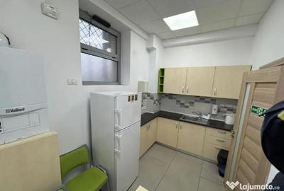 Spațiu comercial, de 92 mp, în Central - 1