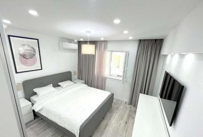 Apartament cu 3 camere, mobilat în Centrul Istoric - 1