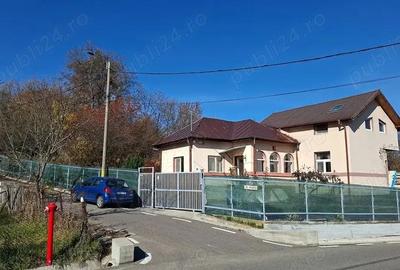 Casă cu 6 camere cu Canalizare în Central - 7