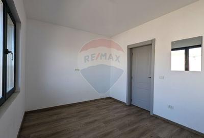 De Vanzare Casa noua 4 camere 573 mp teren Baldana Dambovita - 37