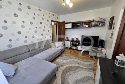 Apartament cu 2 camere nedecomandat, mobilat în Vasile Aaron - 3