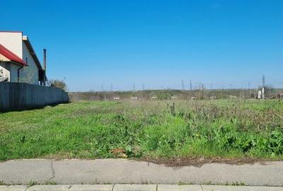 Teren de 452 mp, în Central - 3