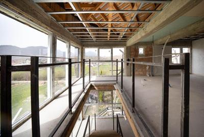 Oportunitate excepțională - Pensiune in curs de finalizare la intrarea in Bran - 14