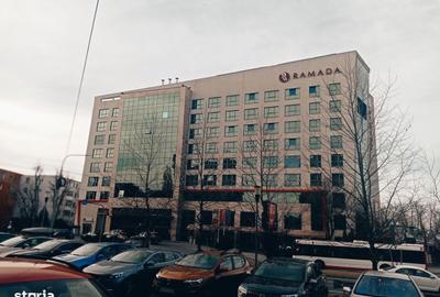 Apartament cu 3 camere semidecomandat în Calea București - 1