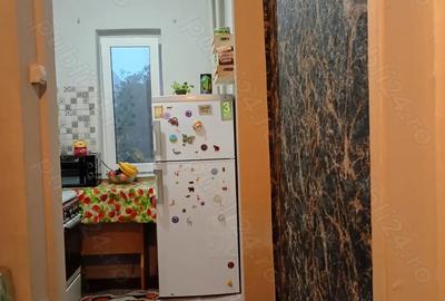 Apartament 2 camere vanzare micro 14 - 5