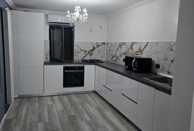 Apartament cu 4 camere decomandat în Exterior Vest - 7