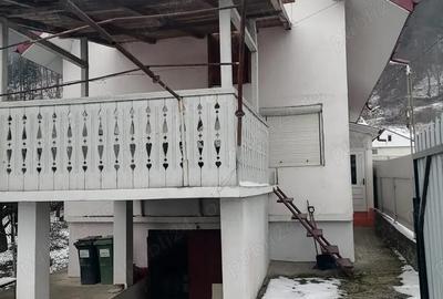 Casă cu 3 camere în Central - 18