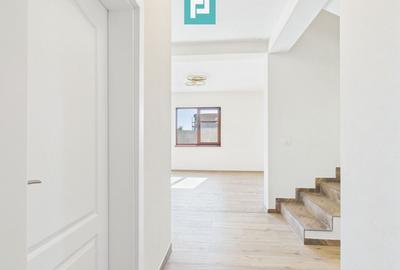 Duplex cu 5 camere cu Canalizare în Dumbrăvița - 2