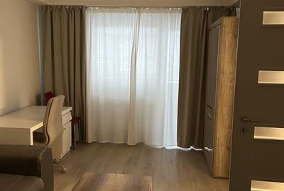 Apartament cu 2 camere decomandat în Titan