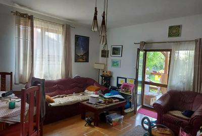 Casă cu 3 camere în Central - 2