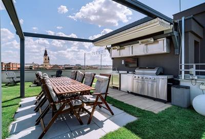 Penthouse 4 camere, ultracentral, Oradea. 800 000 E + TVA. Comision 0 - 20