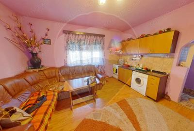 Casă cu 5 camere cu Teren 583 Mp în Sud - 6