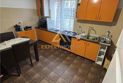 Casă cu 7 camere cu Teren 1100 Mp în Valea Borcutului - 20