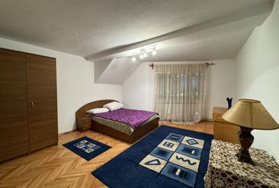 Casă individuală cu 8 camere cu Canalizare în Central - 12