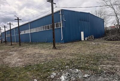 Spațiu comercial, de 1,000 mp, în Central - 3