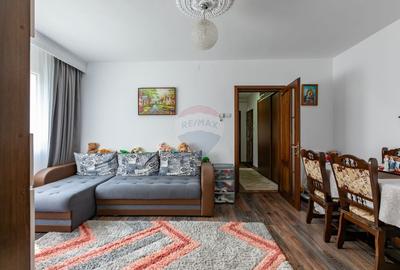 Apartament cu 3 camere semidecomandat, etajul 2, Aleea Parcului - 3