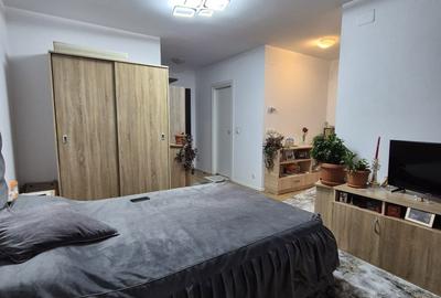 Garsonieră decomandată în Central - 7