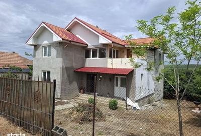 Casă cu 4 camere în Milești - 1