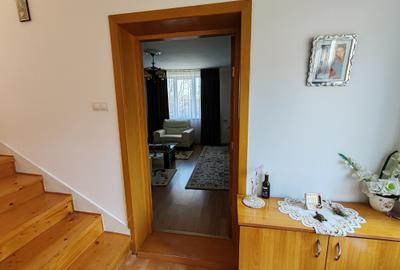 Casă cu 3 camere cu Canalizare în Central - 2