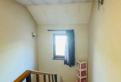 Casă cu 5 camere cu Teren 500 Mp în Ghiroda