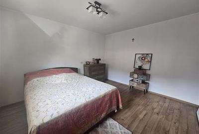 Casă individuală cu 4 camere cu Canalizare în Mândra - 5