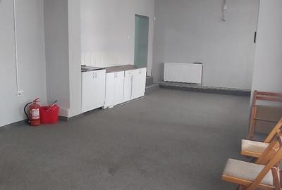 Spațiu comercial, de 80 mp, în Florilor - 1