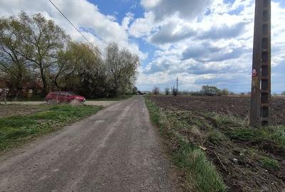 Teren intravilan 4,57 ha în Stupini - DN13. - 5