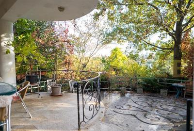 Proprietate Exclusivista cu Deschidere Spectaculoasa la Apa – Domeniu Privat cu - 18