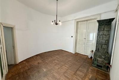 Apartament cu 2 camere decomandat în Universitate - 2