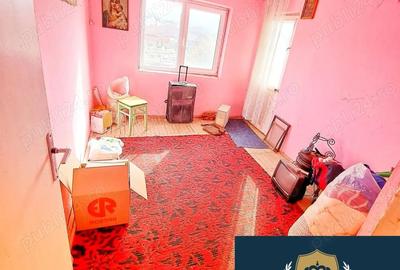Apartament cu 3 camere semidecomandat în Central - 5