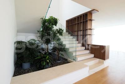 Vila minimalista si insorita | 2 garaje | 959mp teren - 11