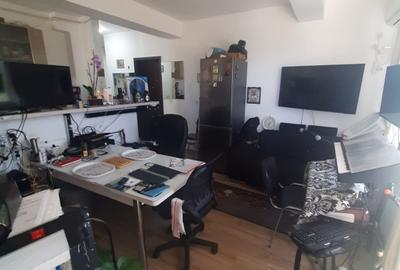 Apartament cu 2 camere decomandat în Prelungirea Ghencea - 3