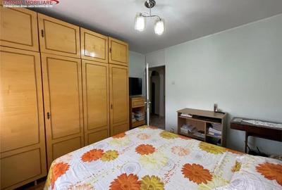Apartament cu 2 camere decomandat, mobilat în Pelican - 10