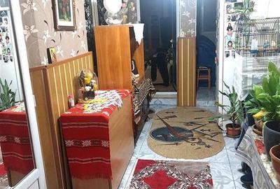 Casă cu 4 camere cu Canalizare în Central - 4