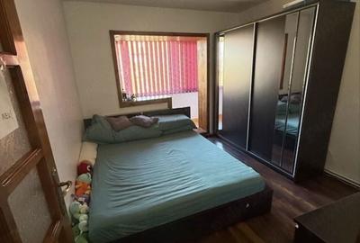 Apartament cu 3 camere decomandat în Lipovei - 8