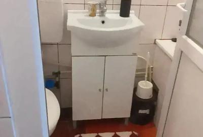 Garsonieră semidecomandată în Abator - 4