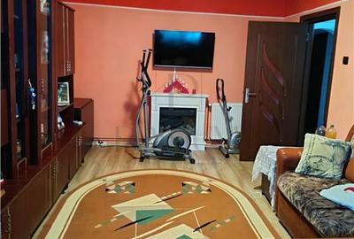 Apartament cu 3 camere decomandat, mobilat în Soarelui - 1