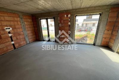 Casa individuala cu garaj , Calea Cisnadiei, zona Lidl - 2