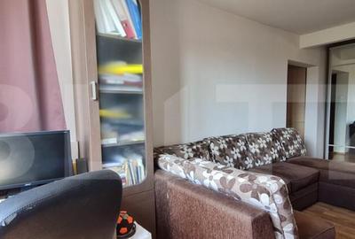 Apartament cu 3 Camere Spa?ios ?i Luminos de Vanzare Z - 2