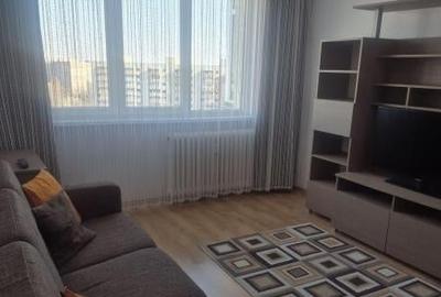 Apartament cu 2 camere semidecomandat, mobilat în Titan