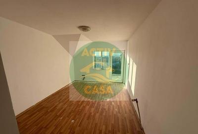 Casă cu 4 camere cu Teren 900 Mp în Săbăoani - 6