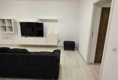 Apartament cu 3 camere în Florești