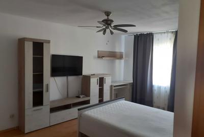 Apartament cu 2 camere decomandat în Central - 3