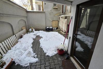 Garsonieră decomandată în Romană - 7