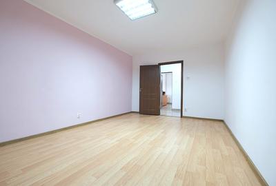 Apartament cu 3 camere decomandat în Băneasa - 2